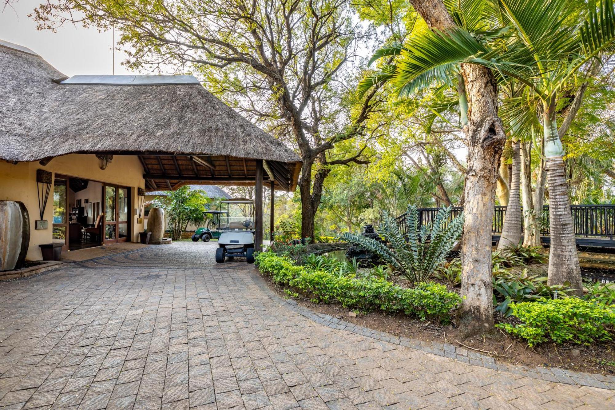 Pestana Kruger Lodge Malalane Exterior photo